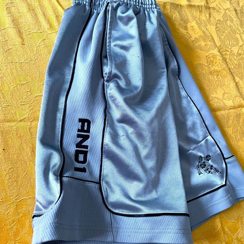 Boys AND1 shorts size xl